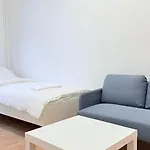 Zentrale In Ideal Fuer Geschaeftsreisende & Monteure * Neumünster