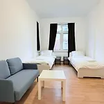 Zentrale In Ideal Fuer Geschaeftsreisende & Monteure Neumünster