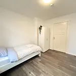 Zentrale In Ideal Fuer Geschaeftsreisende & Monteure * Neumünster