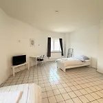 Zentrale In Ideal Fuer Geschaeftsreisende & Monteure Appartamento Neumünster