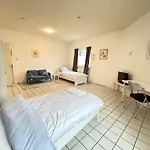 Zentrale In Ideal Fuer Geschaeftsreisende & Monteure Neumünster