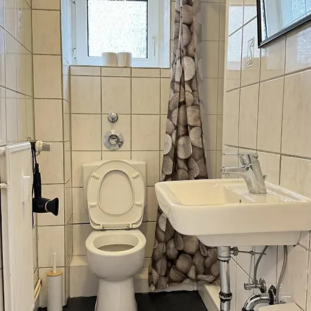 Zentrale In Ideal Fuer Geschaeftsreisende & Monteure Διαμέρισμα *