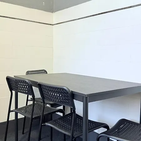 Zentrale In Ideal Fuer Geschaeftsreisende & Monteure Appartamento
