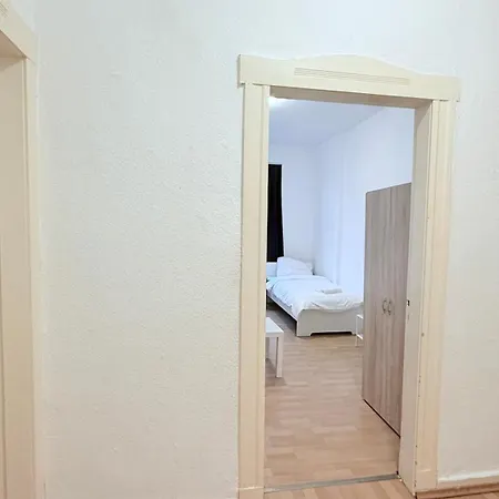 Appartamento Zentrale In Ideal Fuer Geschaeftsreisende & Monteure *