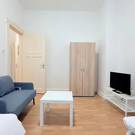 Zentrale In Ideal Fuer Geschaeftsreisende & Monteure アパート ノイミュンスター