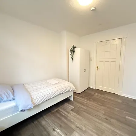 Zentrale In Ideal Fuer Geschaeftsreisende & Monteure * 新明斯特