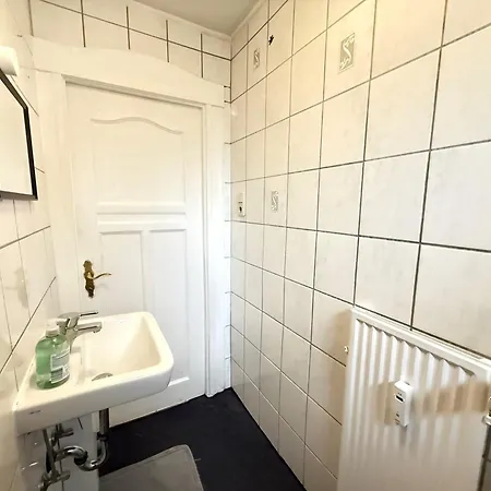 Zentrale In Ideal Fuer Geschaeftsreisende & Monteure アパート