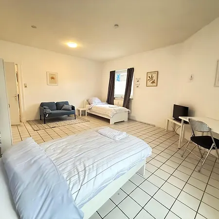 Zentrale In Ideal Fuer Geschaeftsreisende & Monteure Neumünster