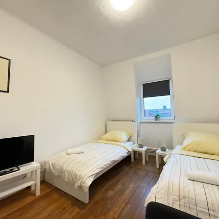 Zentrale In Ideal Fuer Geschaeftsreisende & Monteure *