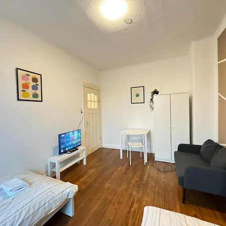 Zentrale In Ideal Fuer Geschaeftsreisende & Monteure Neumünster