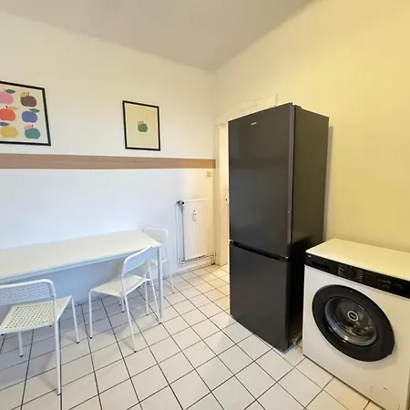 Zentrale In Ideal Fuer Geschaeftsreisende & Monteure * Neumünster