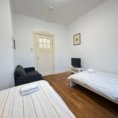 Appartamento Zentrale In Ideal Fuer Geschaeftsreisende & Monteure