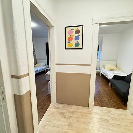 Zentrale In Ideal Fuer Geschaeftsreisende & Monteure Neumünster