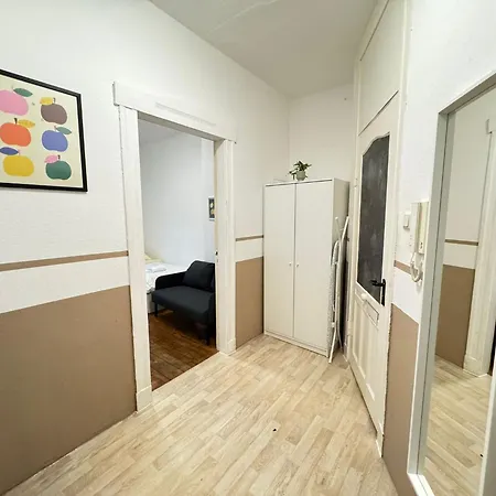 Zentrale In Ideal Fuer Geschaeftsreisende & Monteure
