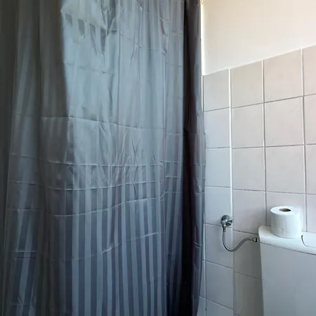 Zentrale In Ideal Fuer Geschaeftsreisende & Monteure *